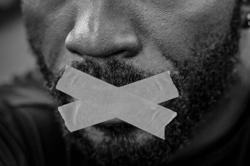 Silent Communication Image